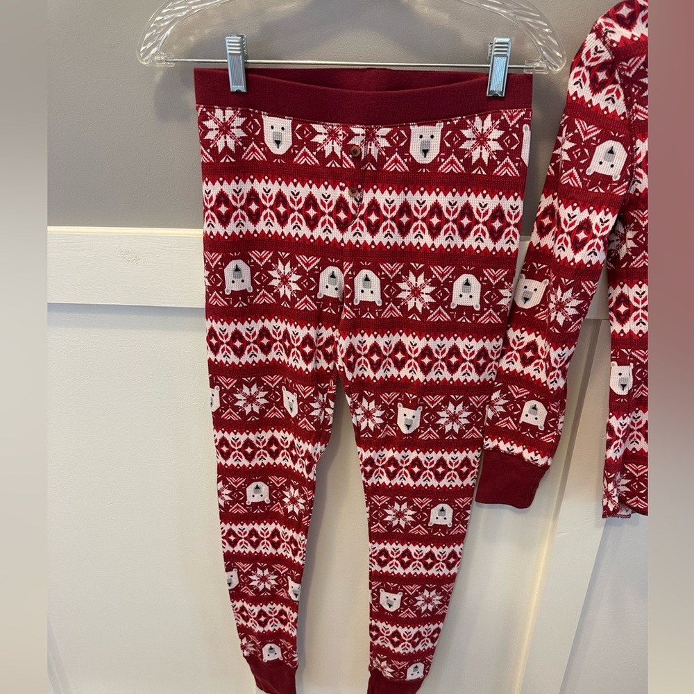Old Navy Red and White Patterned Pajama Pants